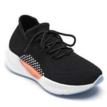 Sports Shoe With Thick Sole And Embossed Details - Black - View 3