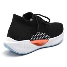 Sports Shoe With Thick Sole And Embossed Details - Black - View 6