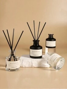 Set da 5 pezzi, kit di aromaterapia contenente un diffusore di aromaterapia e quattro bastoncini per diffusore, con estratti vegetali naturali, olio essenziale di aromaterapia per la casa, aromaterapia senza fiamme per uso domestico interno, aromaterapia a lunga durata, set di oli essenziali per aromaterapia floreale per camera da letto e bagno, deodorante per ambienti