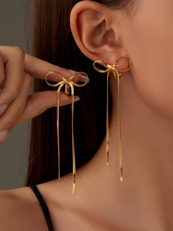 1 Pair 14K Gold Long Tassel Chain Bow Earring Clip For Women,Fashion Dangle Tassels Statement Earrings Bridal Wedding, Fashion Jewelry Gift For Mother's Day Valentine's Day,Velvet Bag Packed