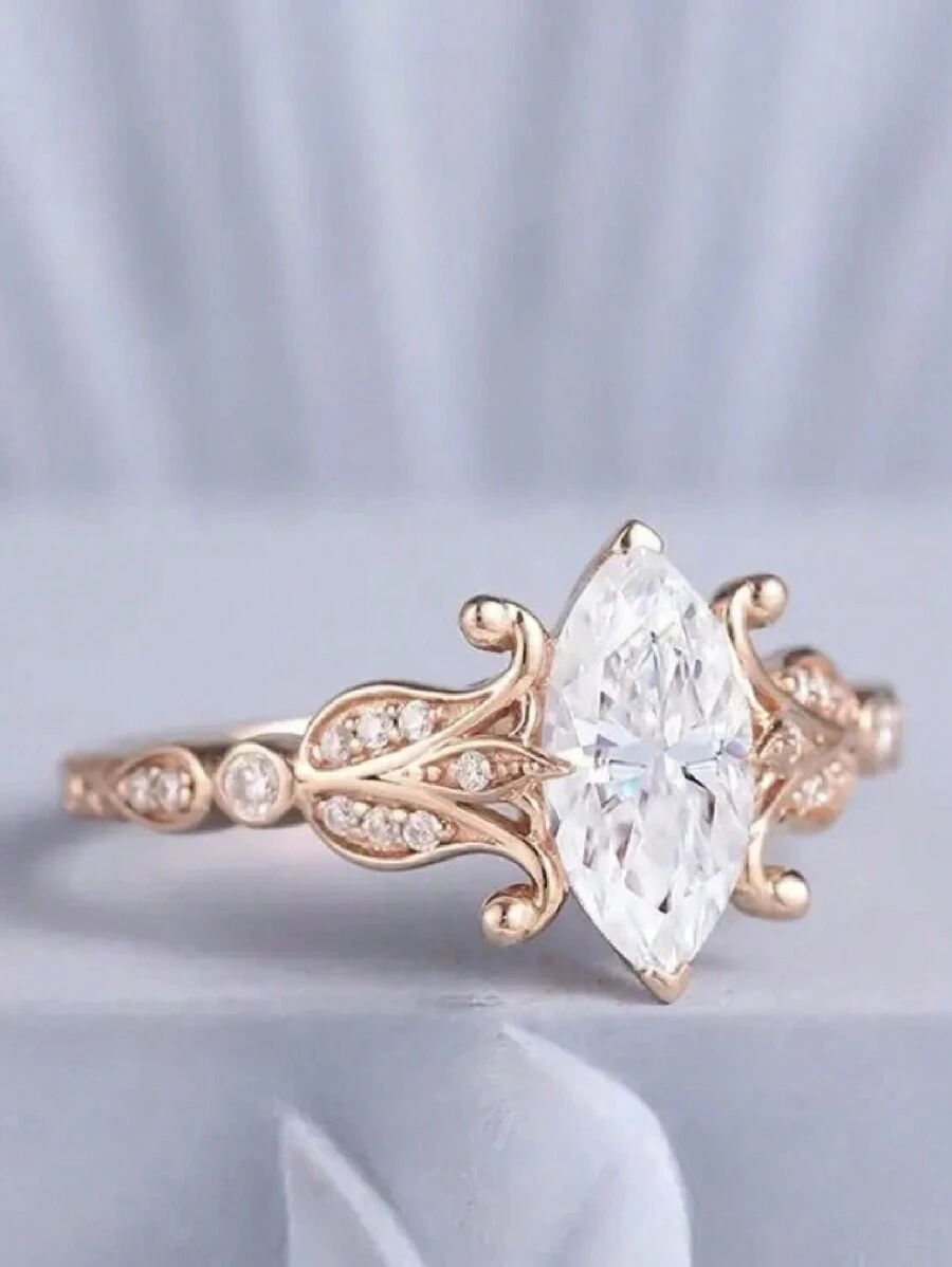 新款女士时尚奢华花朵铜戒指，镶嵌合成锆石，设计优雅，适合求婚、婚礼和周年纪念 - 玫瑰金 - 查看 1