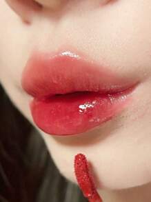 GIRLCULT Unreal 高光澤唇釉變色龍液體唇膏J82 Bright Red，油基鑽石閃亮亮片唇彩，閃耀金屬色澤，濃鬱珠光妝效，持久顯色，全息無滑石粉 3.5ml/0.12fl. oz，禮品裝 - J82 Bright Red - 查看 4