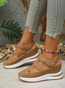 女士厚底坡跟运动凉鞋，防水露趾罗马凉鞋，新款时尚镂空一脚蹬厚底凉鞋，魔术贴防滑鞋底，夏季增高跟休闲凉鞋。圆头舒适卡其色步行鞋，女士节日派对必备休闲凉鞋，透气坡跟厚底纯色凉鞋，女士厚底夏季凉鞋。