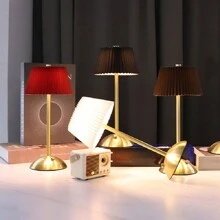 1 lampe de table LED portable avec capteur tactile, lampe rechargeable à commande tactile 3 couleurs, lampe de bureau en métal à 3 niveaux de luminosité, veilleuse, lampe de chevet, lampe de salle à manger