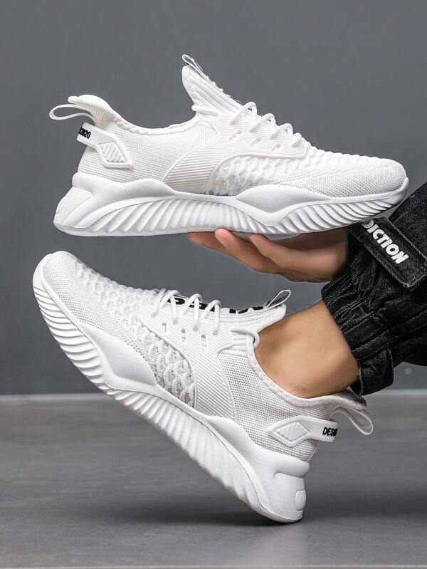 Novos calçados esportivos casuais masculinos, minimalistas, leves e respiráveis, adequados para adolescentes, casuais de verão, atletismo ao ar livre, viagens de férias, presentes de formatura, acessórios para vestidos de aniversário