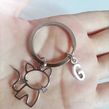 1pc 26 English Letters Metal Cartoon Cat Keychain, Creative Letter Keyring Accessory, Gift For Bag, Car, Couple, Unisex Car Accessories Bag Charm Backpack For School
