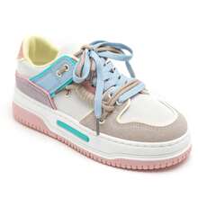 Thick-Soled Sports Shoe With Embossed Details - Multicolor - View 3