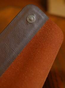 BOSHIJIE 1 件新款男士 PU 皮包，韩版户外休闲商务斜挎包男士包男士礼物圣诞礼物男士侧包男士斜挎包斜挎包旅行必备品爸爸礼物男朋友礼物男士包冬季复古包复古度假手提包流浪包挎包情人节假期必备露营贴纸夏季返校 - 彩色 - 查看 7