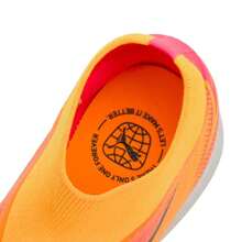 Puma ULTRA MATCH+ LL TT 男式足球鞋，轻便休闲比赛训练钉鞋，适合草坪，型号：107761-03 - 日光黃-黑色-日落紅 - 查看 5