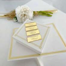 定制金色亚克力姓名牌，婚礼日期镜面牌，接待纪念品，生日牌，巧克力回礼，字母姓名Logo，礼品牌，新娘送礼牌，订婚礼物牌，送给她的理想礼物，男友，女友，爸爸，妈妈，家人，朋友，儿子，女儿，周年纪念日，生日，乔迁之喜，毕业典礼，厨房，餐厅，卧室，办公室，客厅，家居，花园，茶室，婚礼必备，派对必备 - 金色 - 查看 4