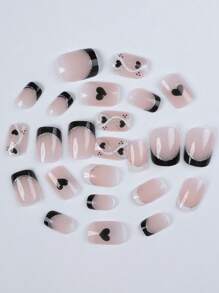 情人节按压指甲短方形法式假指甲带心形闪光设计假指甲黑白法式尖头胶钉全覆盖光泽情人节粘贴指甲女士 24 件