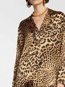 一套女士时尚优雅休闲豹纹衬衫裤装套装（春季款） - 彩色 - 查看 3