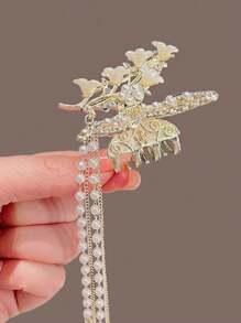 1件装女士金属蝴蝶山茶花人造珍珠流苏发夹，适合半扎发造型，时尚发饰，适合日常休闲装扮，优雅大方。金色发夹，发爪夹，发卡，发夹，发夹，发卡，发夹，发卡，发夹，发卡，发卡，秋冬发饰，适合度假装扮，夏季花朵发夹 - 金色 - 查看 3