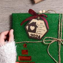 Holzhängedekoration Hausschlüssel für das Jahr 2025, neue Heim Umzugsdekoration, Hausschlüssel Ornament, Tisch- und Wanddekoration, geeignet für Zuhause, Party, Hochzeit, Garten, Baumschmuck, perfektes Einweihungsgeschenk, Urlaubsgeschenk, Gedenkgeschenk