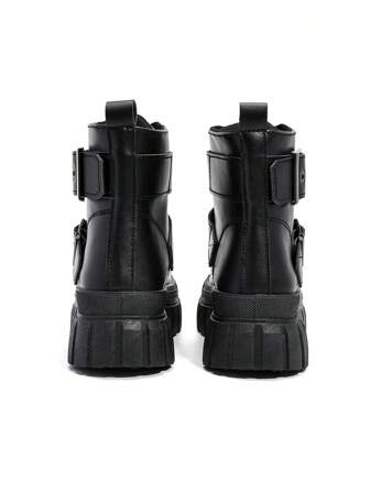 2025 年秋冬黑色纯色系带厚底铆钉金属装饰皮带扣高帮女式休闲百搭时尚户外踝靴，适合所有季节