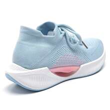 Sports Shoe With Thick Sole And Embossed Details - Blue - View 4