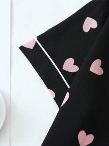 2 件春夏黑色基础心形印花时尚套装、翻领纽扣衬衫和蝴蝶结短裤、睡衣家居服、两件套