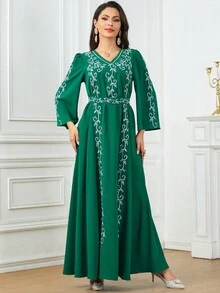 Women's Casual Solid Color Embroidery & Beaded V-Neck Long Arabic Style Dress With Matching Embroidered Belt - Dark Green - View 6