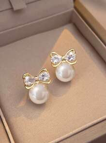 1pair Sweet & Elegant & Luxurious Mermaid Princess Style Faux Pearl & Rhinestone Decor Bow Shaped Alloy Stud Earrings For Women, Daily Wear.It Is Also A Bride's Earring And Wedding Accessory Valentine's Day