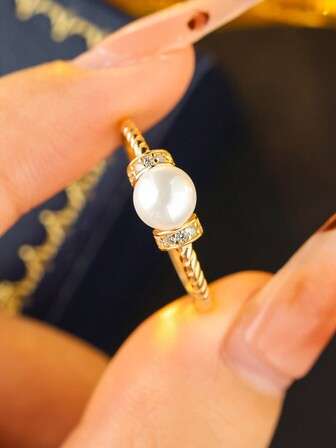 S925 纯银养殖淡水珍珠和钻石编织戒指，简约而独特的设计，适合订婚、婚礼、日常佩戴、送给爱人的礼物