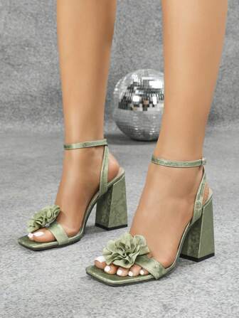 女士高跟鞋时尚优雅粗跟方头花卉装饰凉鞋，薄荷绿性感裸带，适合春夏户外和夜间外出