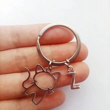 1pc 26 English Letters Metal Cartoon Cat Keychain, Creative Letter Keyring Accessory, Gift For Bag, Car, Couple, Unisex Car Accessories Bag Charm Backpack For School
