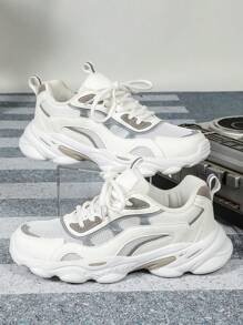 白色和灰色反光设计透气舒适宽版厚底坡跟鞋，适合庆祝、日常穿着、度假、节日、时尚外出，不累的厚底坡跟鞋 - 白灰 - 查看 4