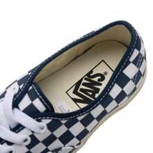 Vans Tênis Casual de Cano Baixo Leve Autêntico Feminino com Estampa Quadriculada em Patchwork VN0A5KS94M0