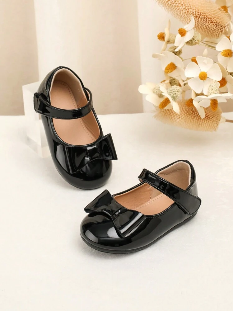 زوج واحد أحذية منزلية/للأطفال الرضع من التصميم المزخرف البشكل طيات من بي يو، منخفضة وجميلة، مناسبة للارتداء خارجيًا في الربيع/الخريف - الأسود - مشاهدة 4