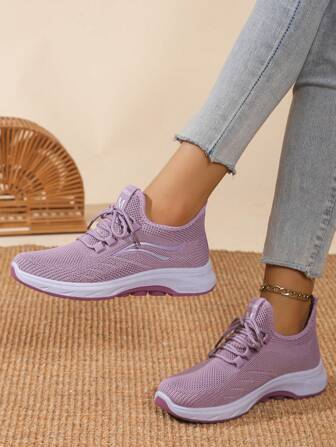 Zapatos deportivos casuales de mujer para primavera/otoño, nuevos diseños de suela blanda antideslizante y cómoda, zapatillas versátiles de suela plana