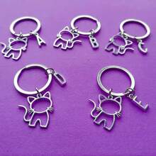 1pc 26 English Letters Metal Cartoon Cat Keychain, Creative Letter Keyring Accessory, Gift For Bag, Car, Couple, Unisex Car Accessories Bag Charm Backpack For School