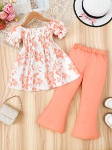 Conjunto de 2 piezas para niñas con camisa fruncida y pantalones con cintura elástica acampanados, top con estampado floral de manga corta abultada y pantalones elegantes para uso al aire libre en verano