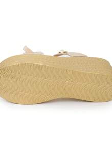 Sandalias con plataforma de perla de moda para mujer 2024