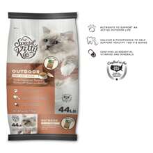 Special Kitty Outdoor Formula Dry Cat Food, 44 Lb, High Protein, Complete Nutrition, For Adult Cats, Value Bag - Brown - View 3