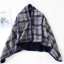 1pc Wearable Blanket, Flannel Shawl Blanket With Buckle, Double-Layer Thickened Slouchy Blanket For Home, Air Conditioning, Nap, Office Relaxation, Or Outdoor Warmth