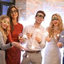 1 Set 6/12/24 Black And Gold 2025 New Year 3D Paper Glasses, Happy New Year Photo Prop Decoration, Suitable For New Year, Birthday, Bachelor Party, Adult Party, Valentine's Day Party, Friends Party.
