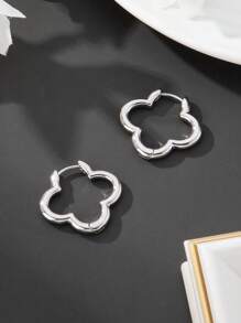 1 对时尚可爱几何三叶草和花朵镂空耳环，适合日常佩戴和珠宝礼物情人节、妈妈、母亲、母亲节、礼物