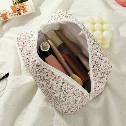 1 Pc Cute Pink Flower Print Large Capacity Cosmetic Bag,For Storing Brushes Skin Care Items, Lipsticks, Hair Accessories, Or As A Travel Necessity, Stylish Foldable Commuter Makeup Bag,Birthday Gift, Bridesmaid Gift, Teacher Gift, Or Mother's Day Gift For Girls,Travel Make Organizer Zipper Pouch,Back To School Gift,Jewelry Organizer, Lip Oil Organizer, Nail Polish Organizer,