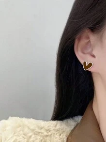 1 Pair Retro Elegant Petite Asymmetrical Heart Shaped Stud Earrings, Versatile Daily Wear, Holiday Gift For Women, Autumn/Winter Valentines,Mom,Mother,Mother's Day,Gift