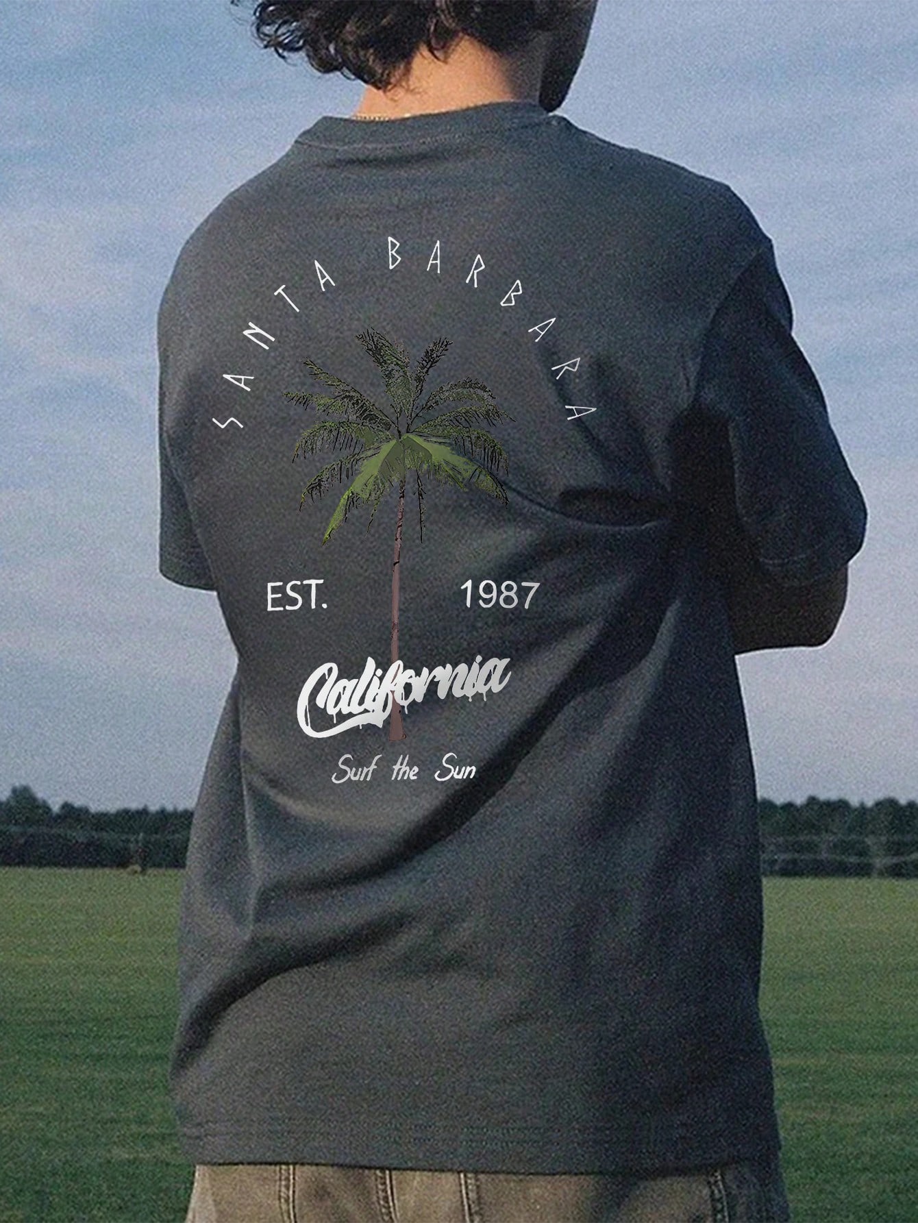 Men's Coconut Tree & Letter Print Round Neck T-Shirt