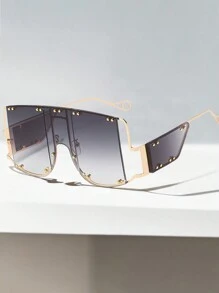 1pc Women's Oversized Flat Top Fashion Glasses, Y2K Square One-Piece Stylish Glasses, Retro Punk Large Frame , Metal Rivet Punk Glasses, Fashionable For Party, Music Festival, Beach, Holiday, Halloween, Summer Beach Vacation, Outdoor Activities, Travel