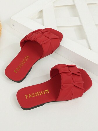 Barnmode Utomhussandaler Sommar Fyrkantiga Tå Platta Skor Remsandaler Ny Stil Flickskor Snygga Strandtofflor