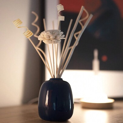 1 Set Diffusore per uso domestico, kit di bacchette diffusive con fiori secchi, bastoncini in legno con oli essenziali naturali, supporto in legno per diffusore a canne