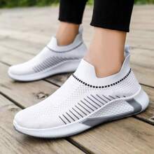Zapatos Ortopédicos Cómodos Hombre: Tallas Grandes, Transpirables y Ligeros para Todo Tipo de Actividades Deportivas - Blanco - Ver 4