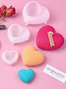 1pc/3pcs 3D Grid Heart Shaped Silicone Candle Mold,DIY Handmade Love Aromatherapy Candle Mold,Valentine's Day Romance Gift,Home Decor - Heart - View 1
