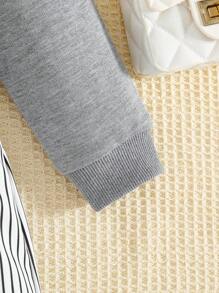 Vestido con capucha 2 en 1 con estampado de letras dulces y decoración de lazo para niñas jóvenes, uso casual para juegos al aire libre y escuela, para primavera/otoño