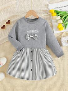 Vestido con capucha 2 en 1 con estampado de letras dulces y decoración de lazo para niñas jóvenes, uso casual para juegos al aire libre y escuela, para primavera/otoño