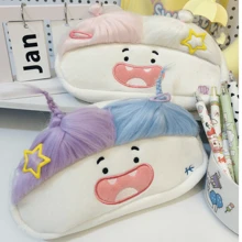 Estuche de lápices con muñeco suave y esponjoso, bolsa de almacenamiento de papelería con gran capacidad, caja de lápices bordada divertida coreana para niñas, regreso a clases, útiles escolares