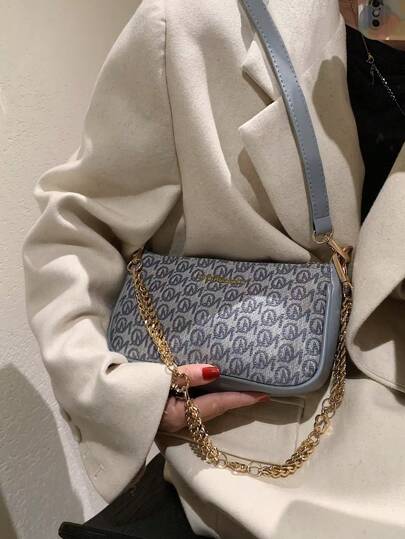 Bolsa Baguete com Corrente Feminina, Bolsa Fashionista de Nicho Francês, Design de Bolsa Novo e da Moda, Versátil e Tátil, Bolsa de Ombro, Axila e Transversal Estilosa