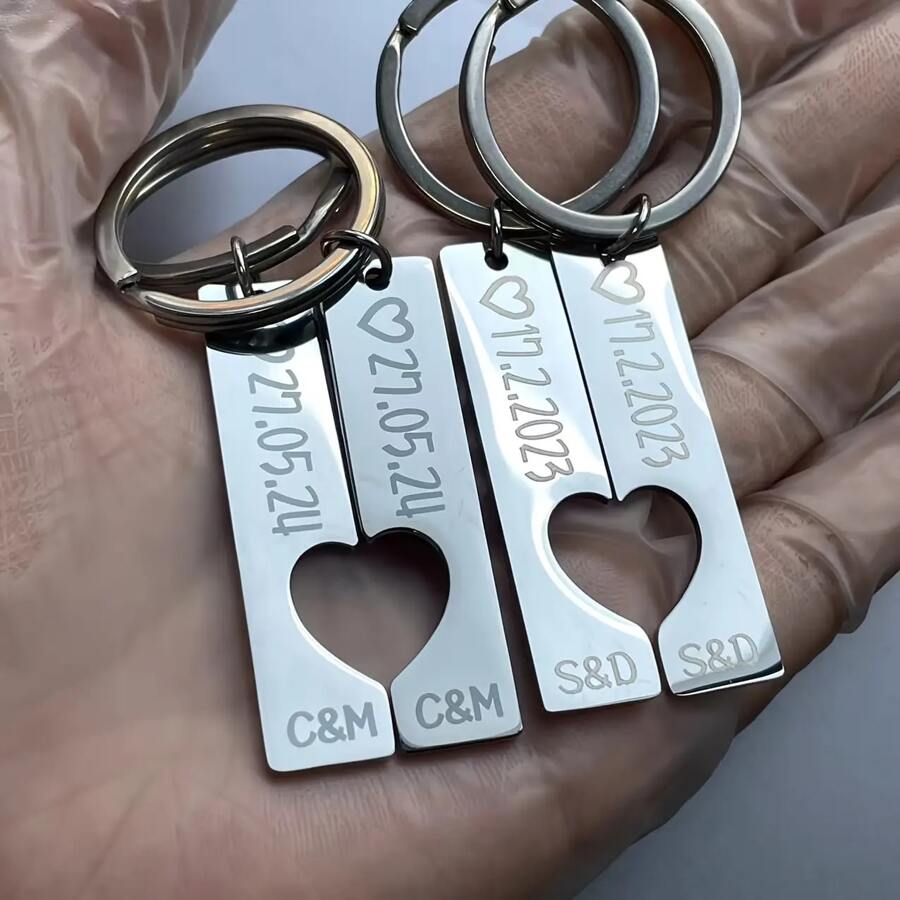 1 paire de porte-clés en acier inoxydable personnalisés pour couple, design en forme de cœur, cadeau d'anniversaire, date spéciale, cadeau de la Saint-Valentin, rentrée des classes, impression graphique, calendrier festif - Argent - Voir 1